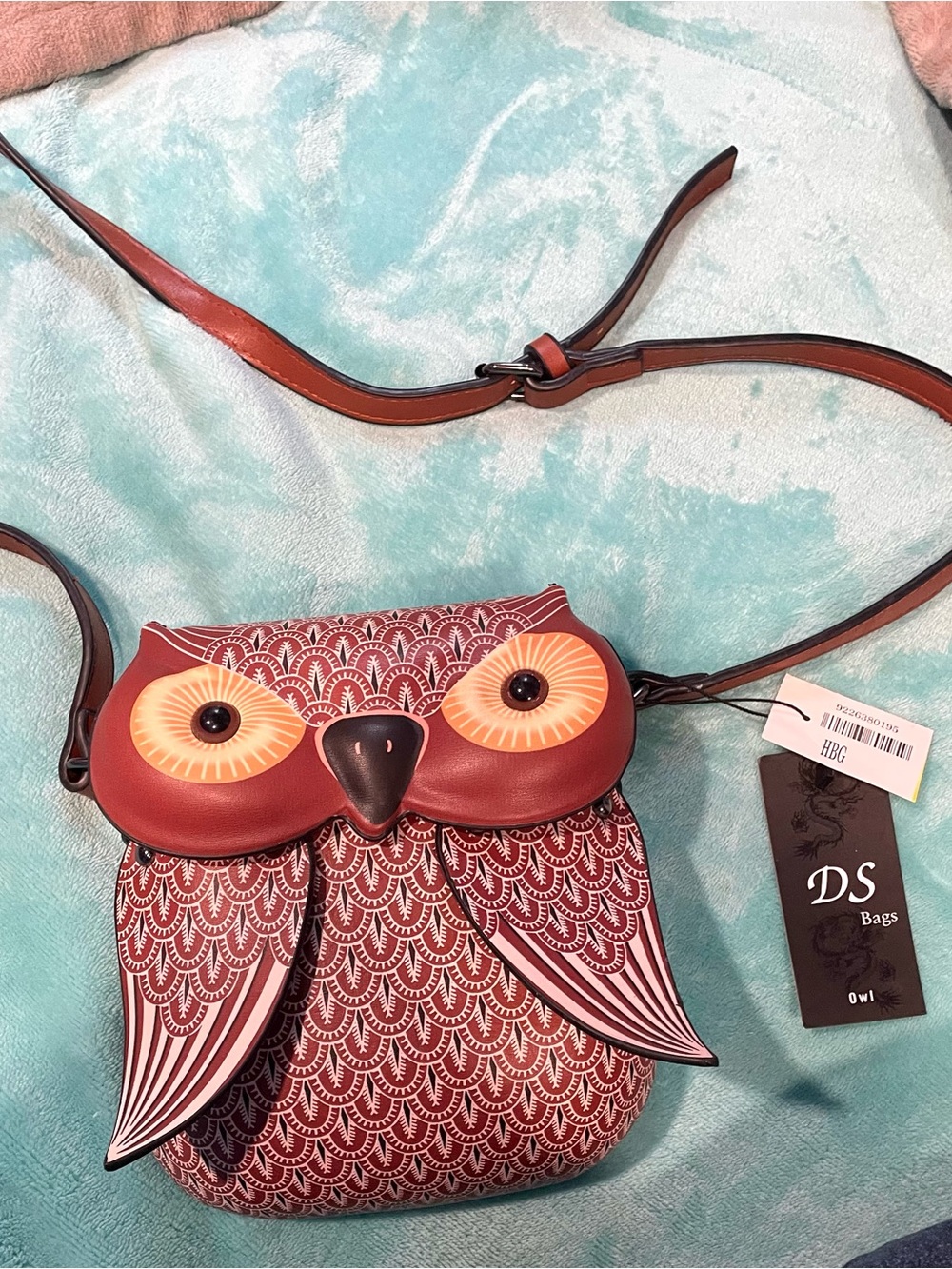 Owl Crossbody Bag in Red